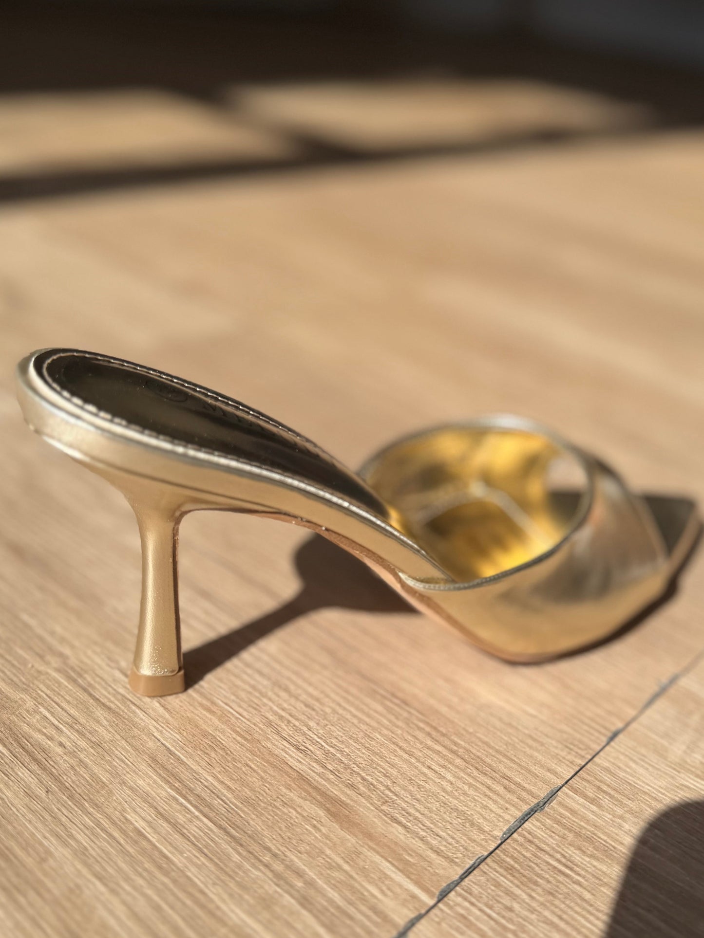 Sandalia de Tacón Elegance Gold