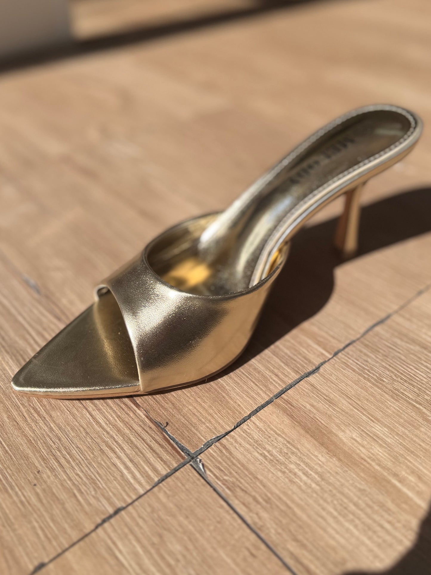 Sandalia de Tacón Elegance Gold